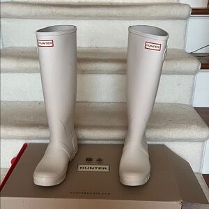 Hunter Classic Ivory Tall Boots